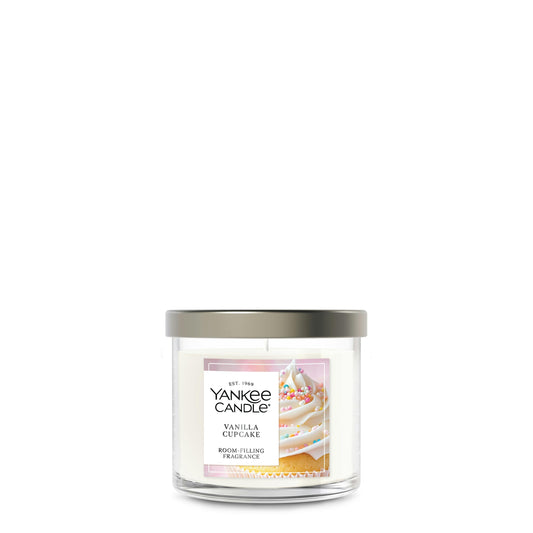 Vanilla Cupcake Y82H